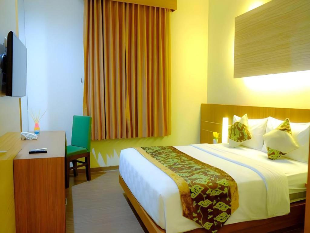 Lotus Hotel Субанг Экстерьер фото