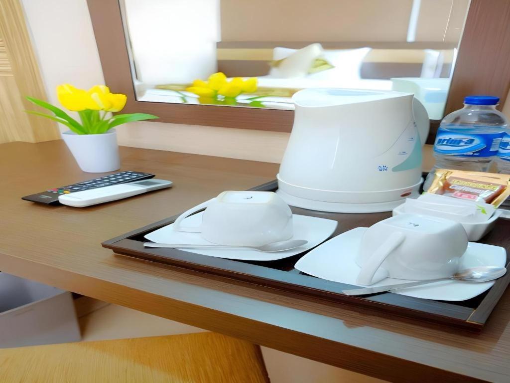 Lotus Hotel Субанг Экстерьер фото