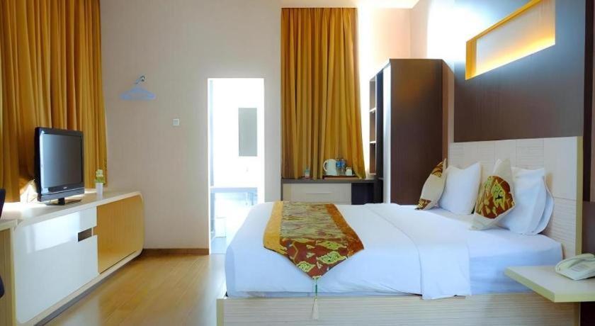 Lotus Hotel Субанг Экстерьер фото