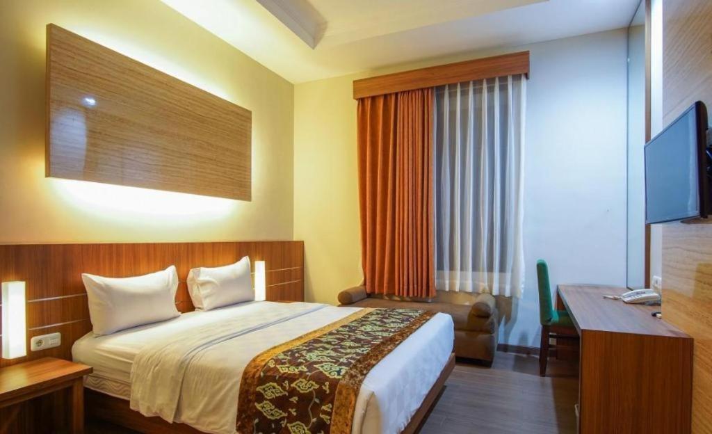 Lotus Hotel Субанг Экстерьер фото